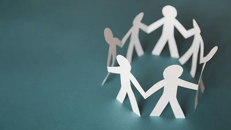 Moins de compétition, plus de coopération !